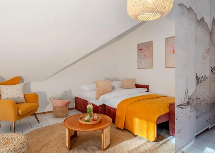 Appartement Pure Chi I Eifelsteig I Canvas I Balcony